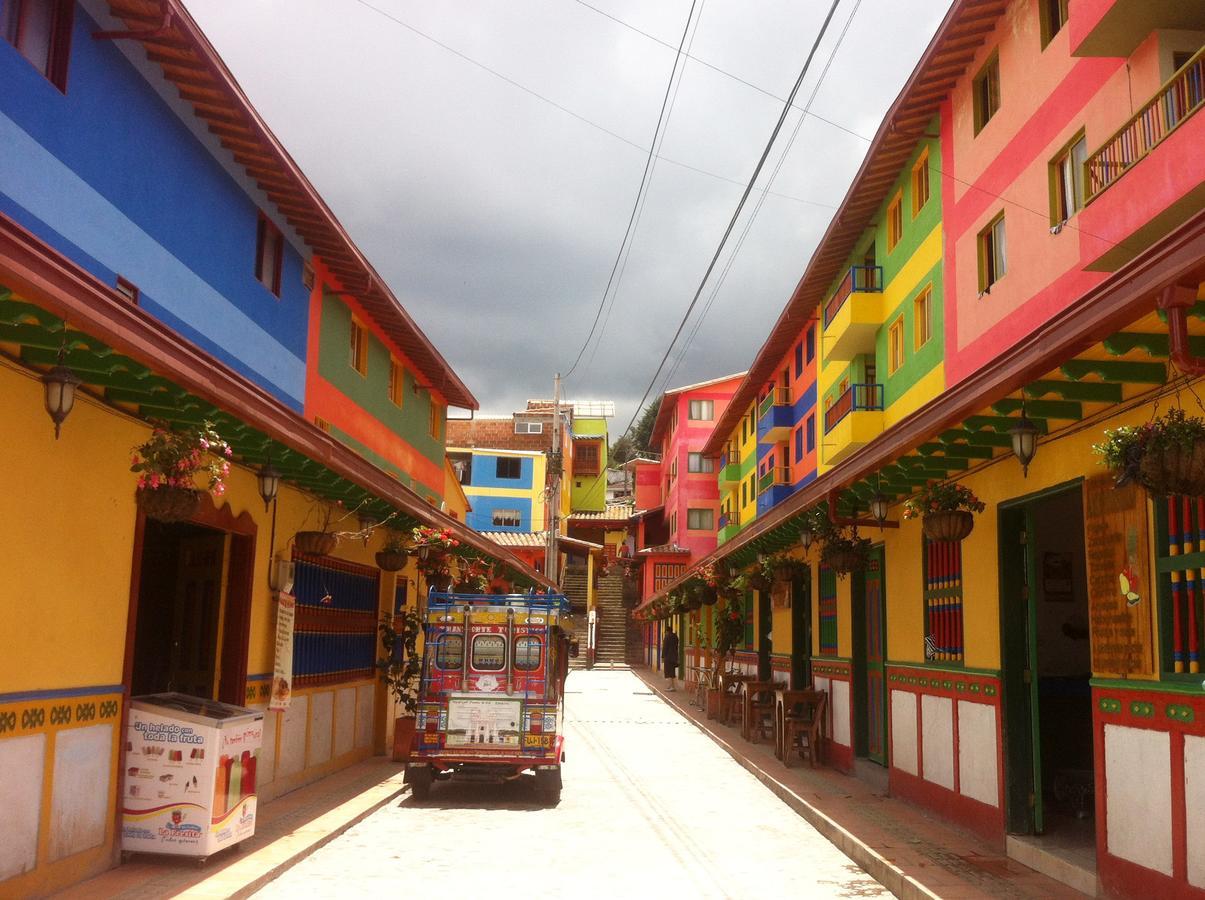 Hotel Real Guatapé Esterno foto